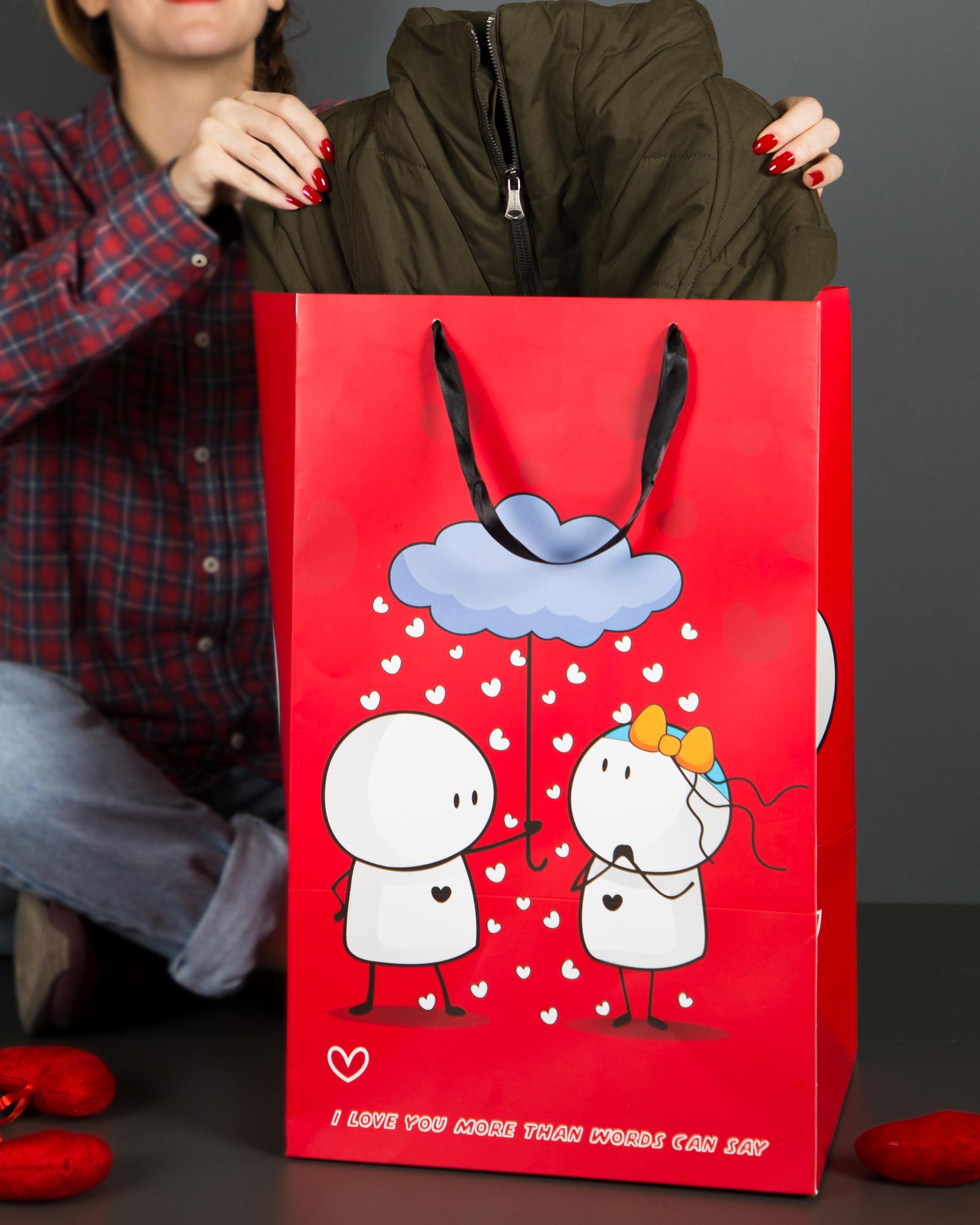 پاکت کادو ولنتاین دسته دار - قرمز - محیطی