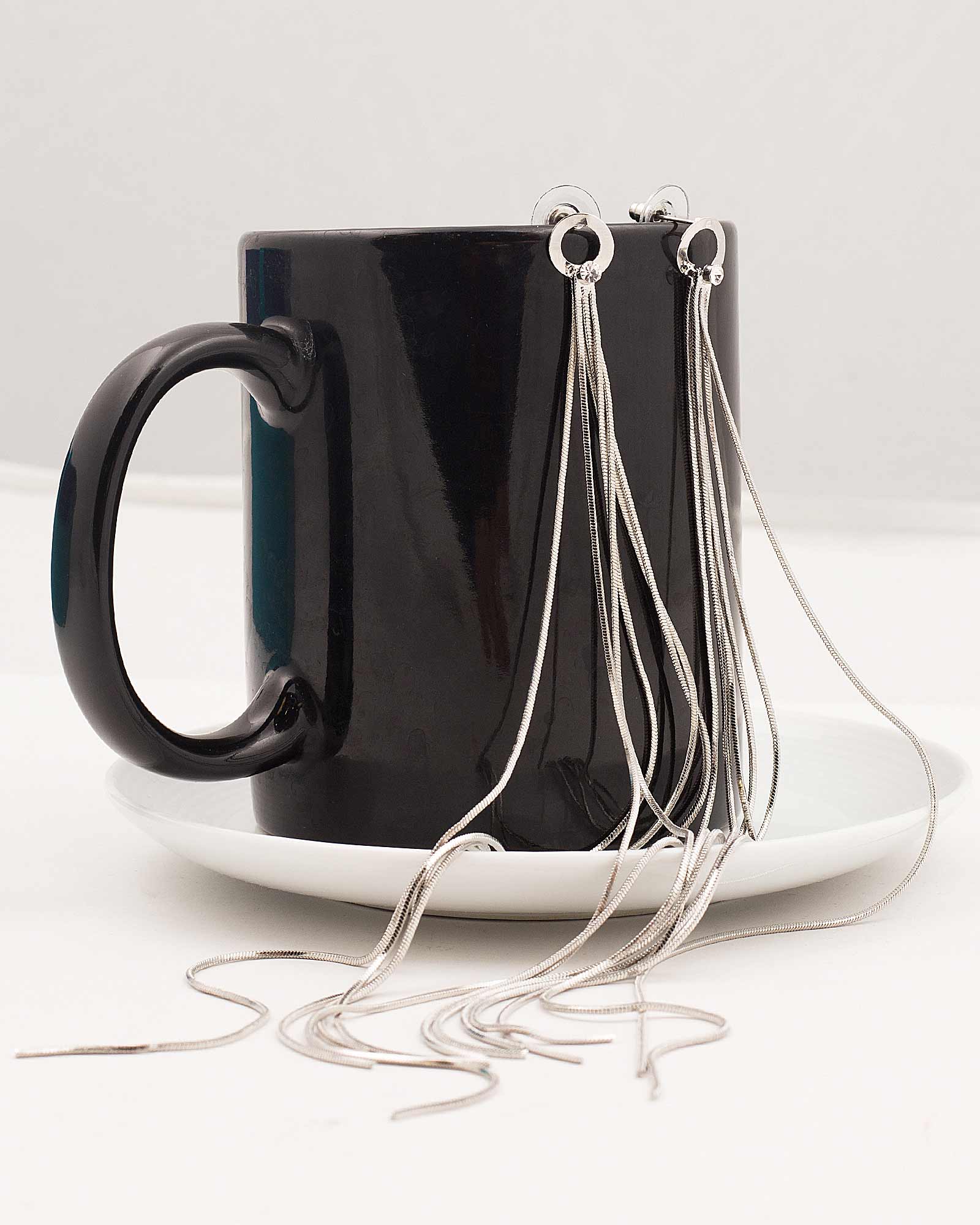 گوشواره میخی آویزدار - نقره ای - 11 گرم