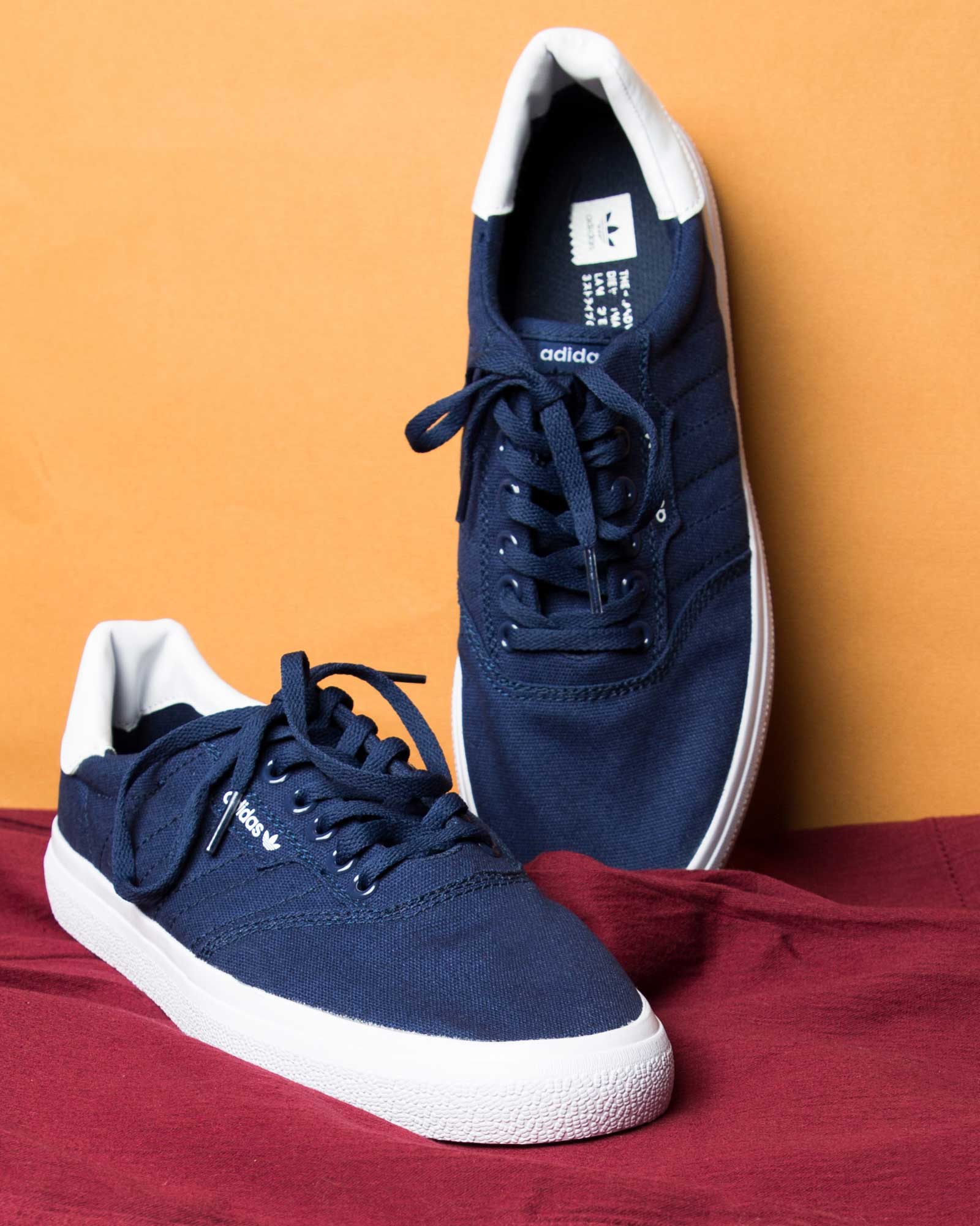 کتونی پارچه ای آدیداس مردانه-سرمه ای-محیطی