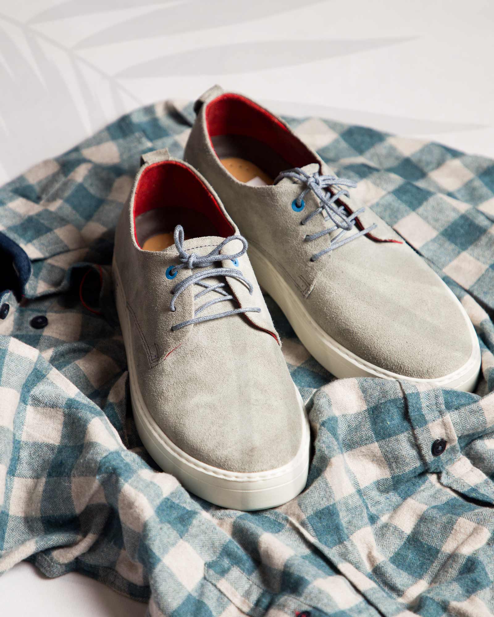 کفش نوبوک مردانه طوسی کمرنگ-محیطی