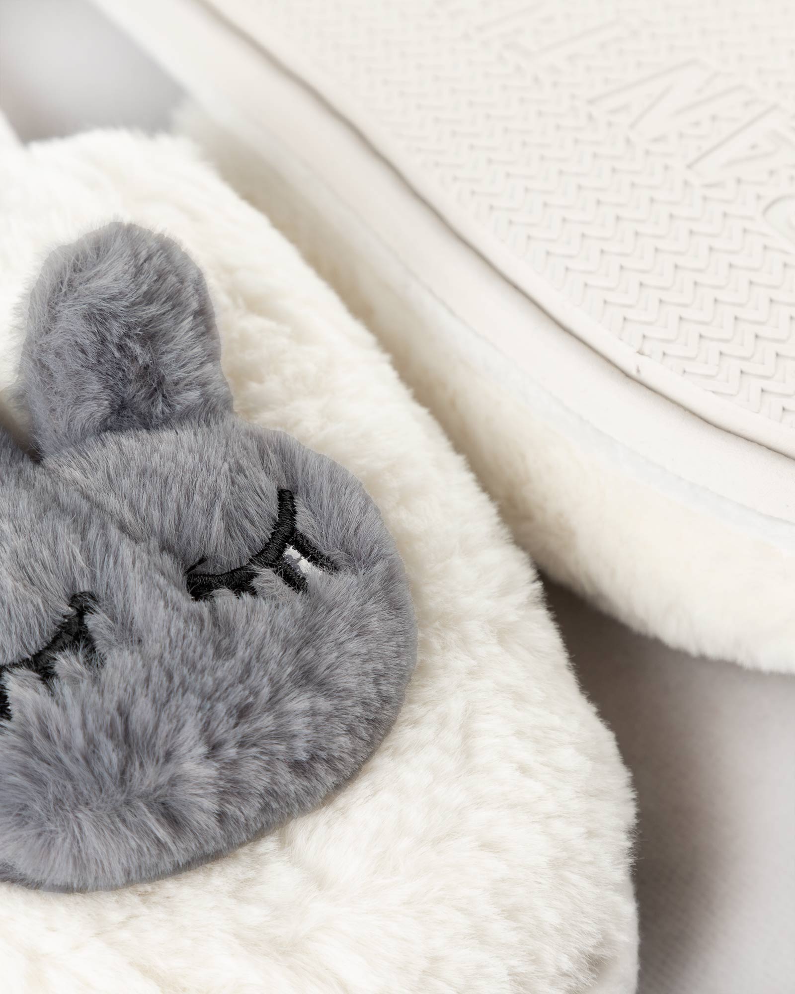 دمپای روفرشی- سفید- نمای نزدیک