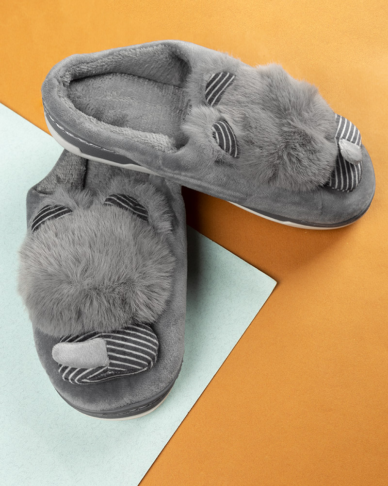 دمپایی روفرشی - نقره‌اى