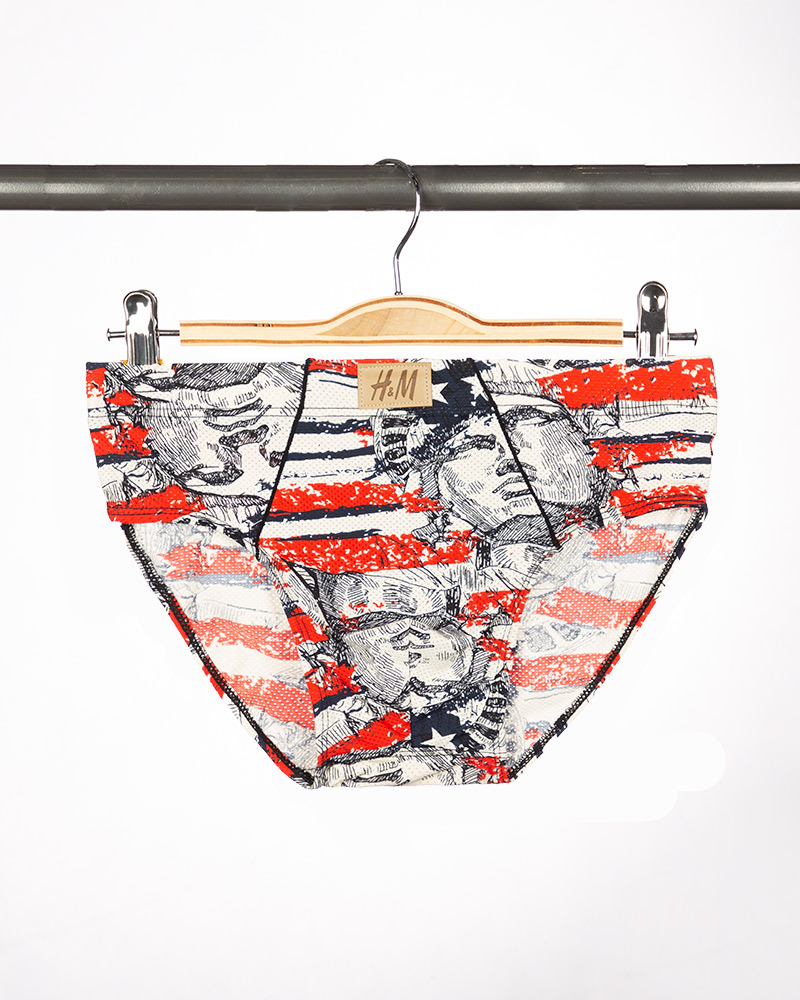 شورت مردانه 150172 - سرمه‌ای قرمز