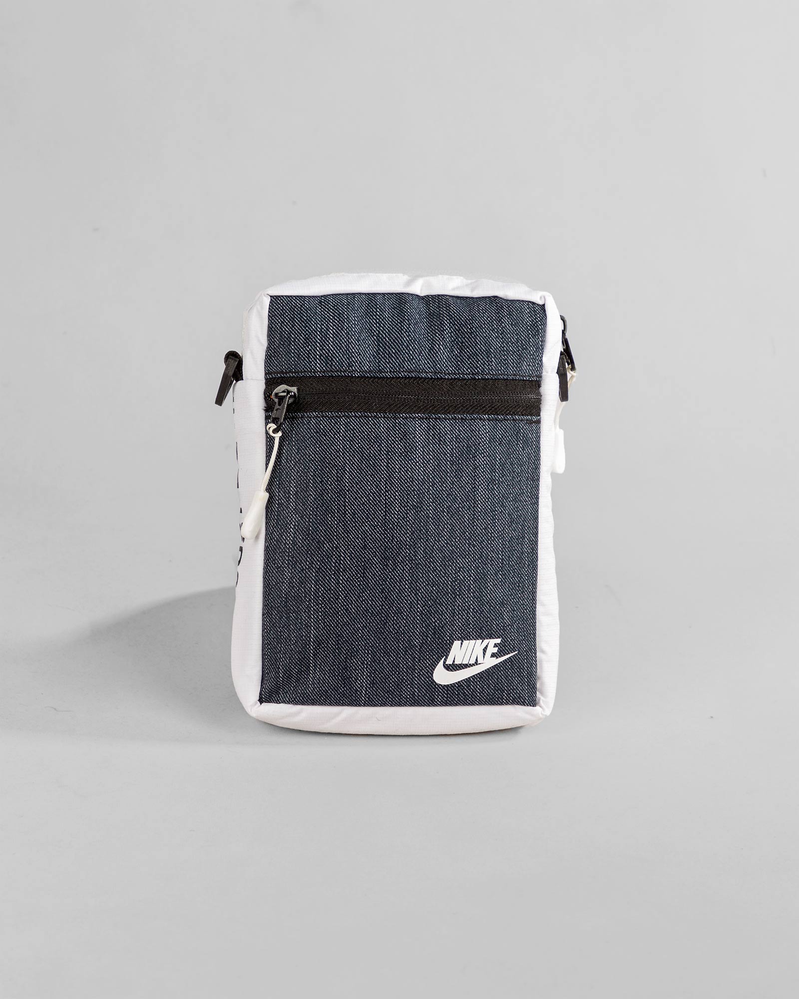 کیف اسپرت-خرید کیف دوشی- خرید کیف-کیف اسپرت کج-کیف دوشی اسپرت-کیف مشکی- کیف ارزان-کیف باکیفیت ارزان-کیف و ساک ورزشی