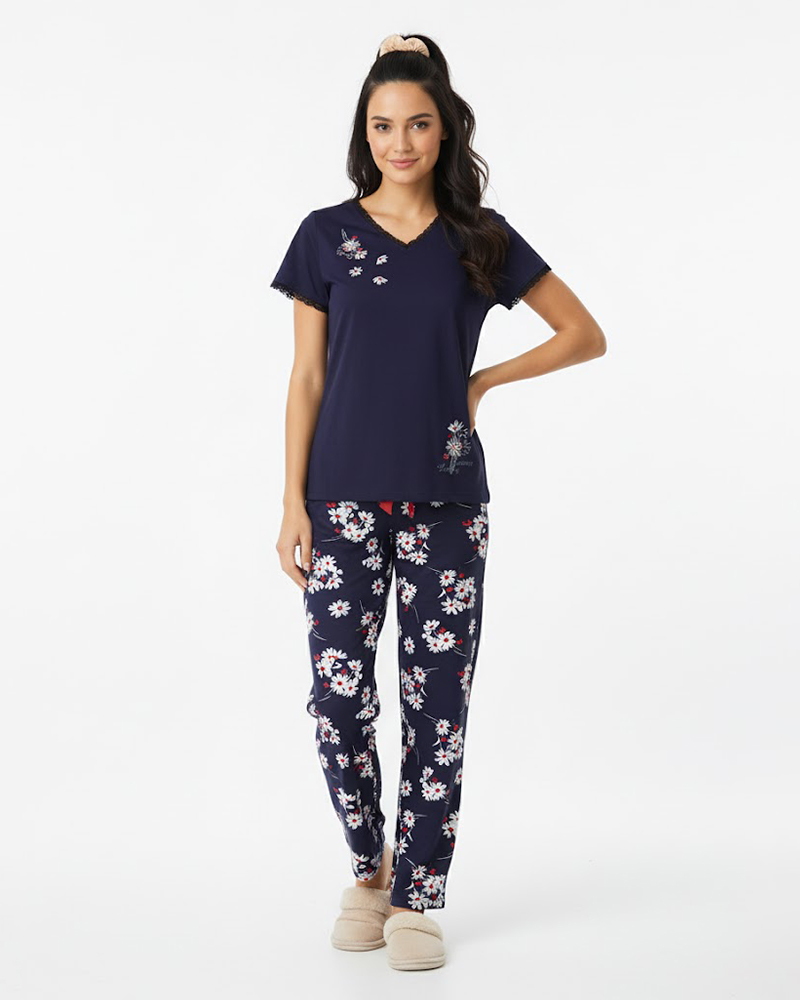 ست تیشرت و شلوار طرح دار زنانه 3879 - سرمه‌ای